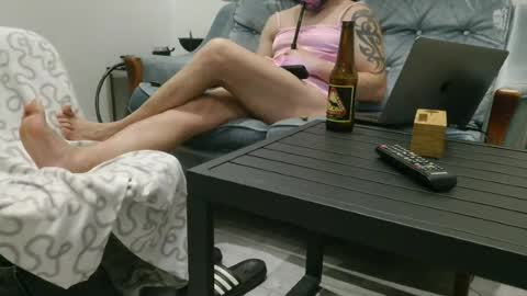 sam_love1985 online show from June 24, 10:28 pm