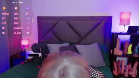 Sam online show from April 19, 7:53 am