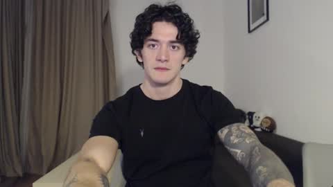 Snapshot of sam_winchest chatting on October 21, 11:52 pm Sam online show from October 21, 11:52 pm
