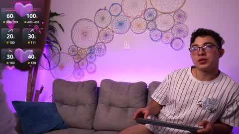 Sam Y Sen online show from December 5, 11:34 pm