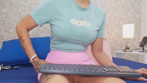 Snapshot of samanta_360 chatting on February 20, 11:53 am Samanta online show from February 20, 11:53 am