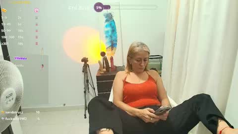 Samanta Stone online show from December 17, 9:43 pm