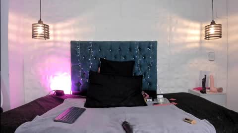 samantha_foxyy online show from June 4, 2:34 pm