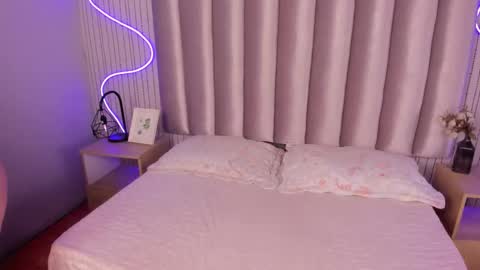 Alejandra  online show from September 18, 12:31 pm