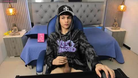 Sam online show from February 21, 2:09 pm