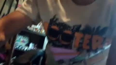 samdawg723718 online show from July 19, 10:56 pm