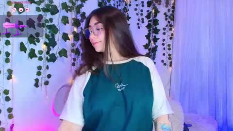 samii evans  online show from October 19, 12:04 am