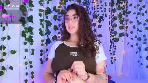 samii evans  online show from February 14, 5:21 am