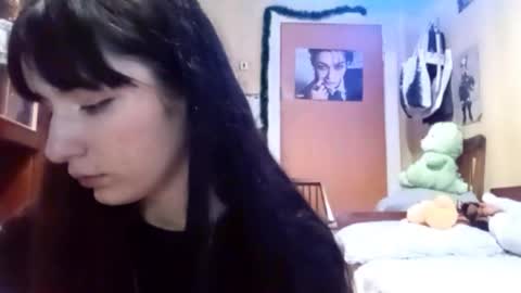 Mira online show from December 21, 6:14 pm