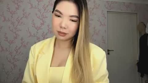 Elina online show from February 24, 9:12 am