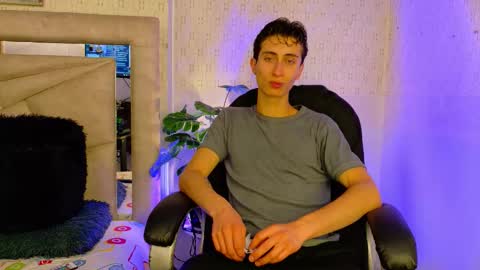 Sammy and Ithan online show from February 21, 11:24 am