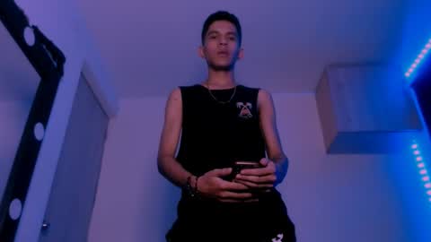   online show from February 26, 9:44 am