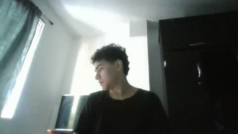 samuel_watkins1 online show from May 24, 3:07 pm