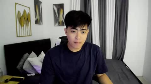 Sam online show from May 5, 3:40 pm