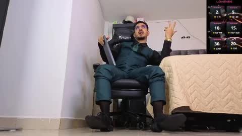  Samuel Coopper  online show from March 31, 8:42 pm