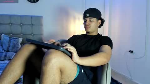 samxx_muscle online show from October 15, 1:45 pm