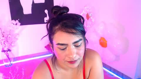 samy_qeen online show from June 5, 8:14 pm