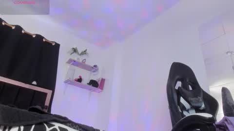 SamyHolbrook online show from January 9, 2:22 pm