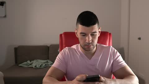 Sandow online show from April 26, 3:20 pm