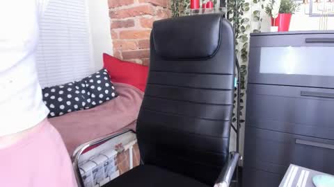 ElizaNik online show from March 22, 11:20 pm