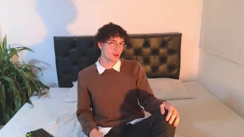 sandro_vitali online show from September 16, 5:43 am