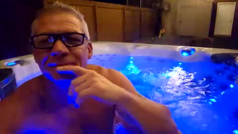 Snapshot of sanpan25 chatting on October 24, 2:56 am sanpan25 online show from October 24, 2:56 am