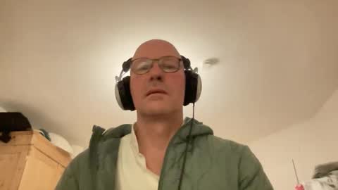 santaclausonice online show from October 25, 5:41 am