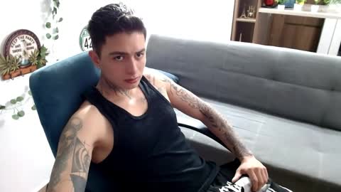 santi_ss online show from April 5, 12:51 am