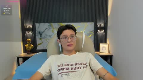 santiago_russo18 online show from October 24, 12:06 pm