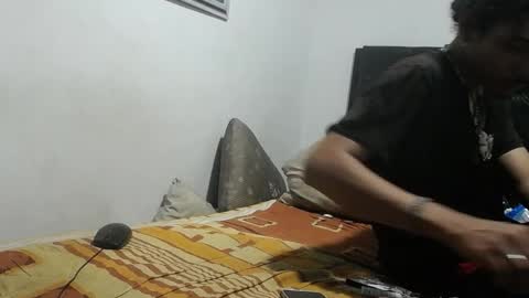 Snapshot of santiagoxxxtreme_ chatting on September 28, 12:03 pm Santiago online show from September 28, 12:03 pm