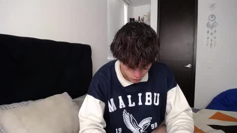 Snapshot of santii_rose chatting on February 3, 4:20 pm Santii online show from February 3, 4:20 pm