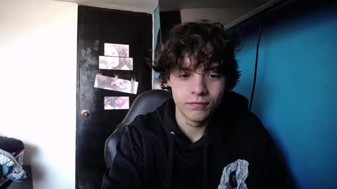 Snapshot of santii_rose chatting on March 9, 1:26 pm Santii online show from March 9, 1:26 pm