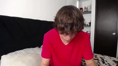 Snapshot of santii_rose chatting on March 1, 7:48 pm Santii online show from March 1, 7:48 pm