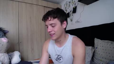 Snapshot of santii_rose chatting on October 1, 5:34 pm Santii online show from October 1, 5:34 pm