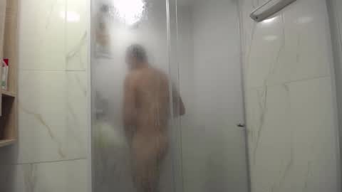 Snapshot of santii_rose chatting on September 11, 11:44 am Santii online show from September 11, 11:44 am