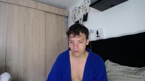 Snapshot of santii_rose chatting on September 30, 5:23 pm Santii online show from September 30, 5:23 pm