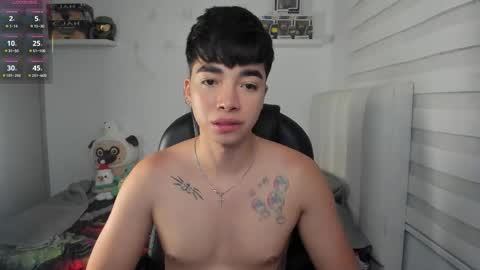 Mr. Santiago online show from March 26, 1:49 pm