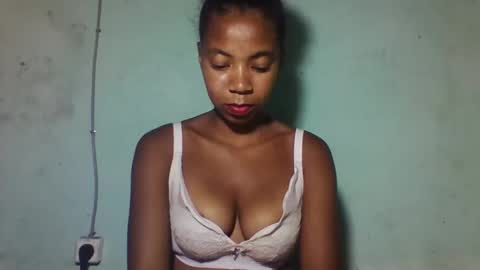 sanyah0123 online show from January 16, 11:19 am