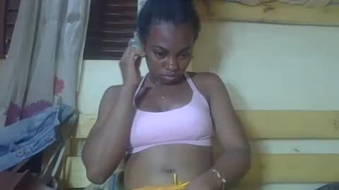 saphia online show from October 24, 7:20 am