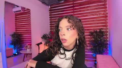 Valerin online show from October 4, 1:36 am