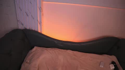Snapshot of sara_albrecht chatting on October 22, 1:09 am Sara online show from October 22, 1:09 am