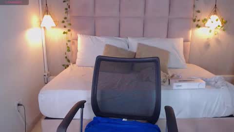 Sara... online show from November 6, 5:10 am