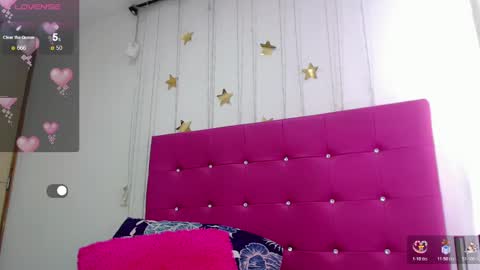 Sara  online show from November 12, 1:35 pm