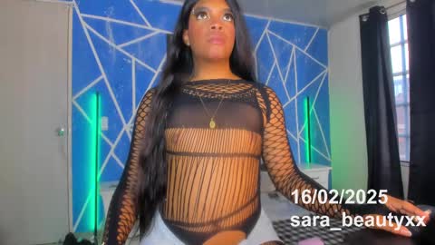 Snapshot of sara_beautyxx chatting on February 16, 7:05 pm I am Sofia GEMINIS online show from February 16, 7:05 pm