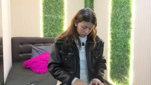 Sara online show from February 22, 11:35 am