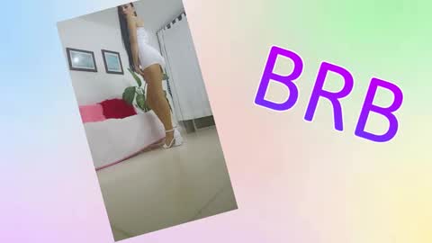 Snapshot of sara_carmona chatting on February 20, 6:03 pm SARA online show from February 20, 6:03 pm