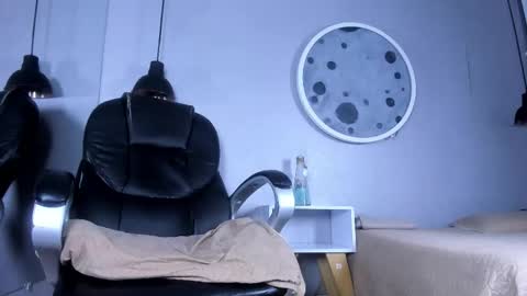 sara_connde online show from November 10, 12:30 pm