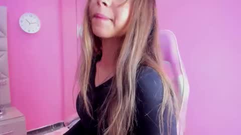 sara_connor01 online show from March 19, 4:45 pm