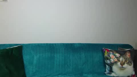 Snapshot of sara_daisy chatting on September 12, 5:04 pm Im Sara I am happy to be here online show from September 12, 5:04 pm