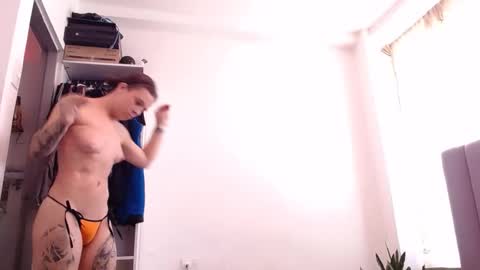 sara_johnson__ online show from March 16, 1:48 pm